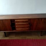 Low sideboard in a 1960s enfilade style in teak (Swedish designer Ib Kofod Larsen)