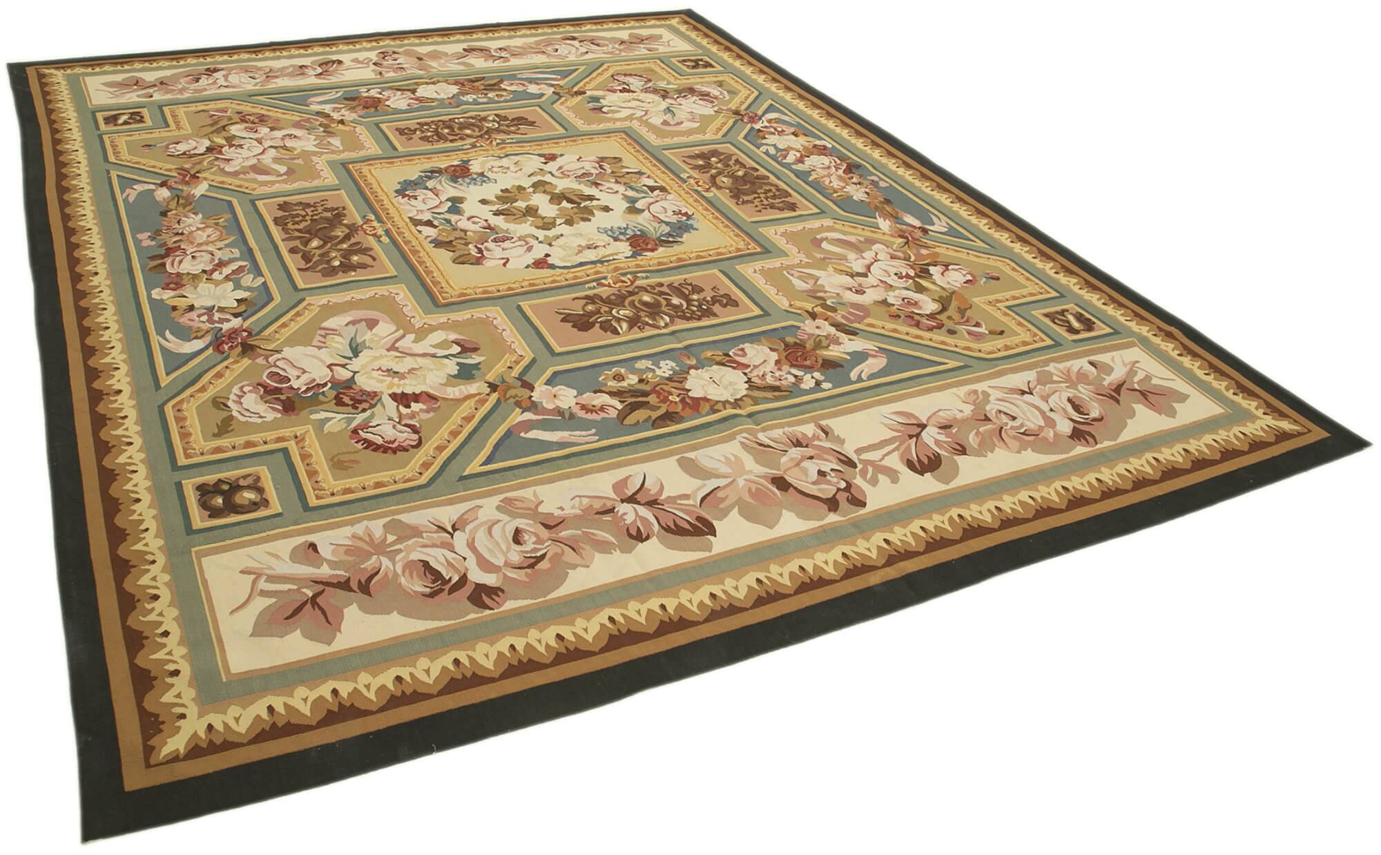 Handmade European Vintage Aubusson Kilim 281 cm x 364 cm
