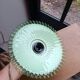Lampe baladeuse en verre vert pâle et blanc