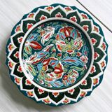 Assiette en céramique émaillée