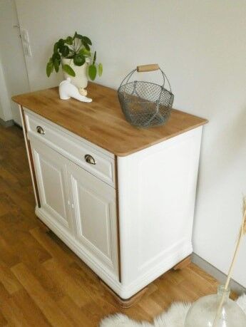 Buffet blanc et bois