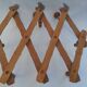 Portemanteau extensible en bois