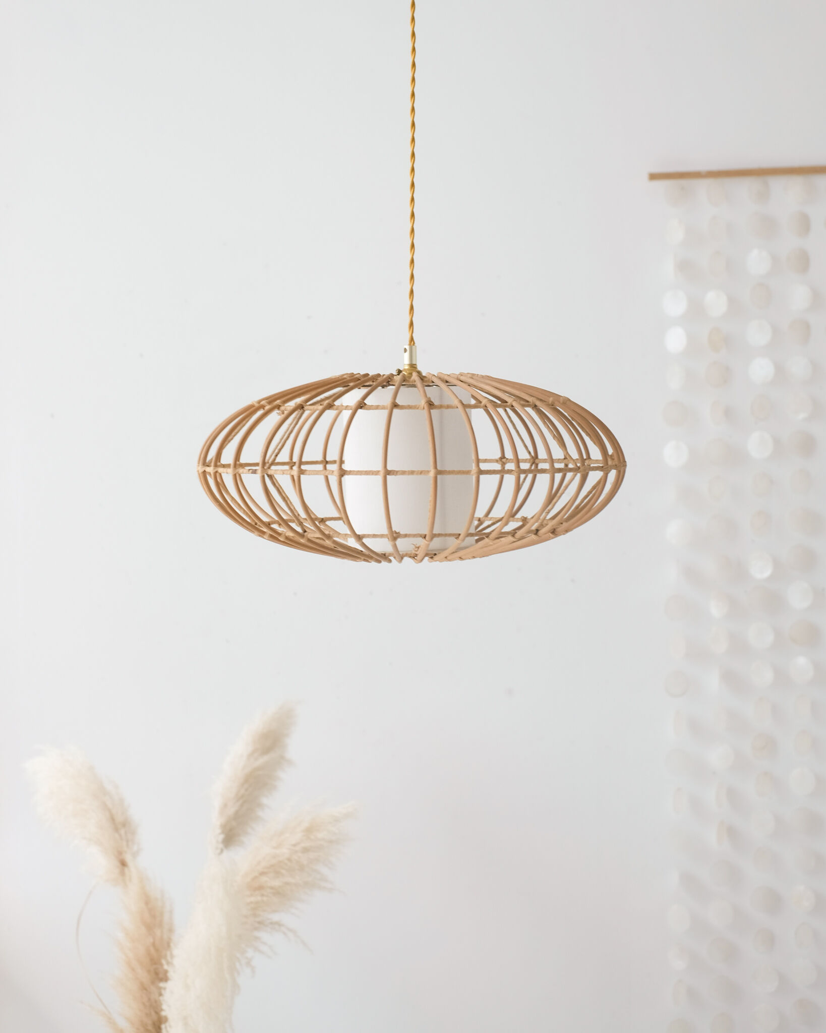 Vintage pendant lamp with oval rattan lampshade