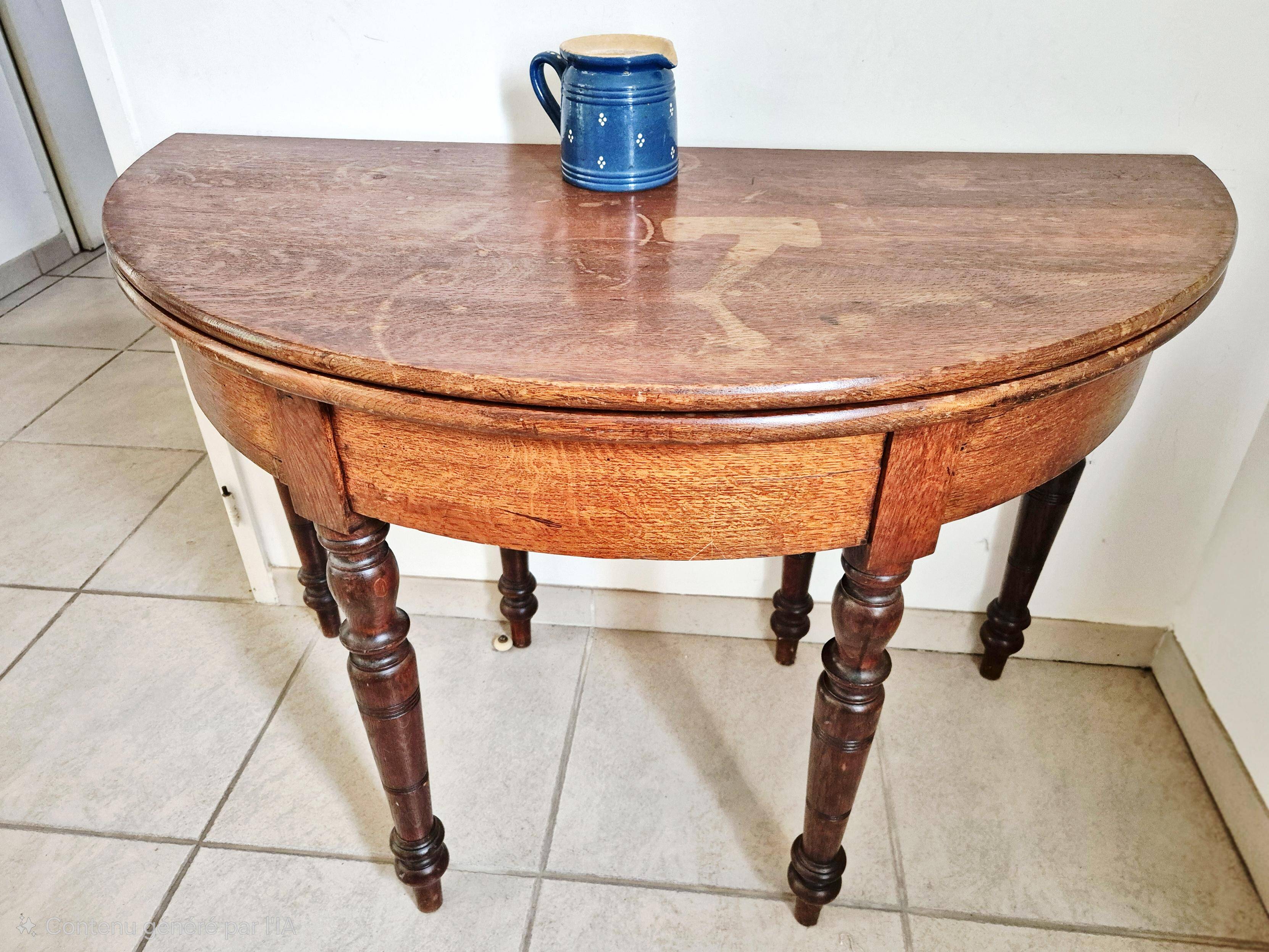 Half-moon table made of solid wood.
