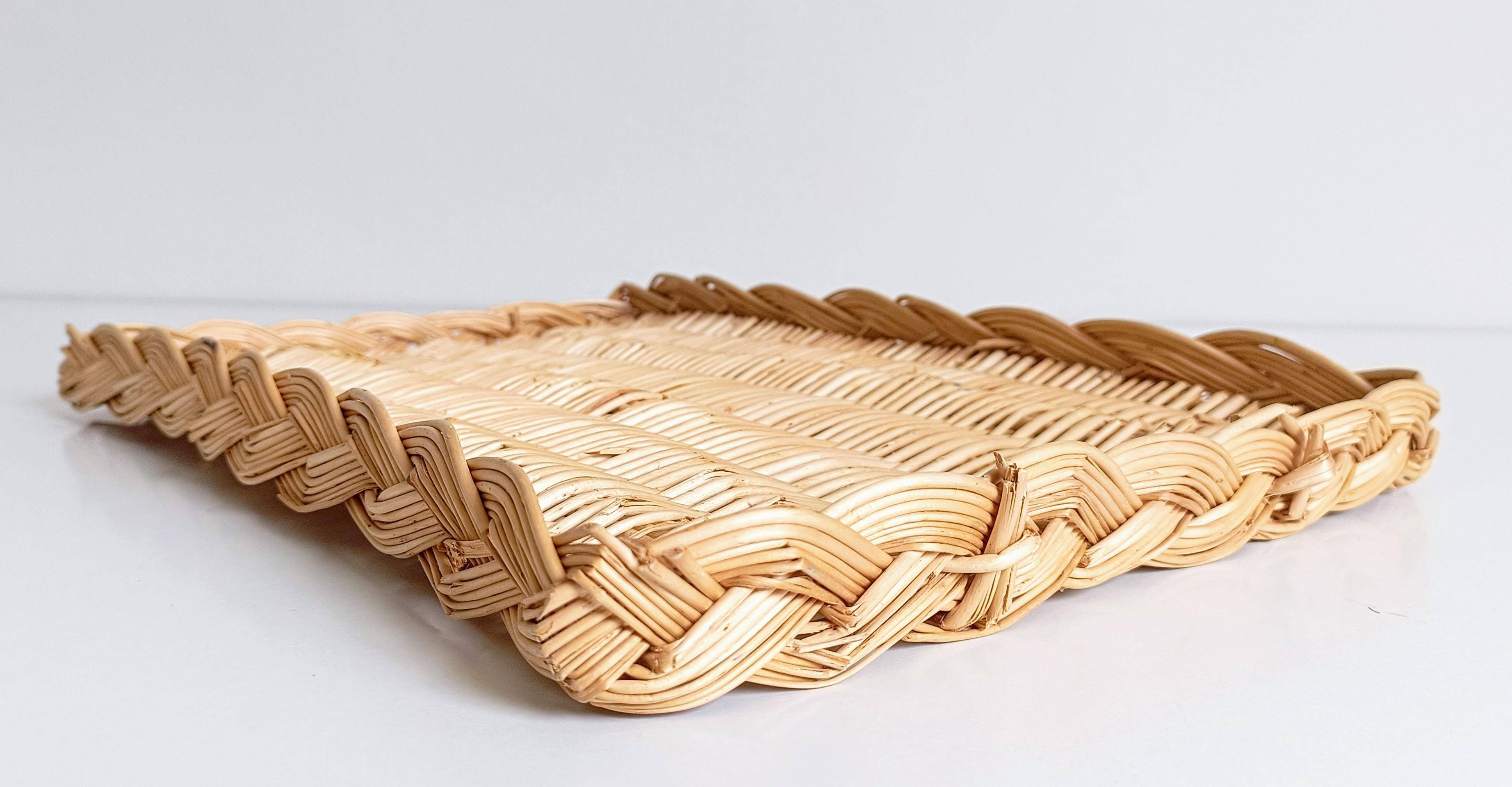 Panier en osier rustique de Provence, France, 20e siècle