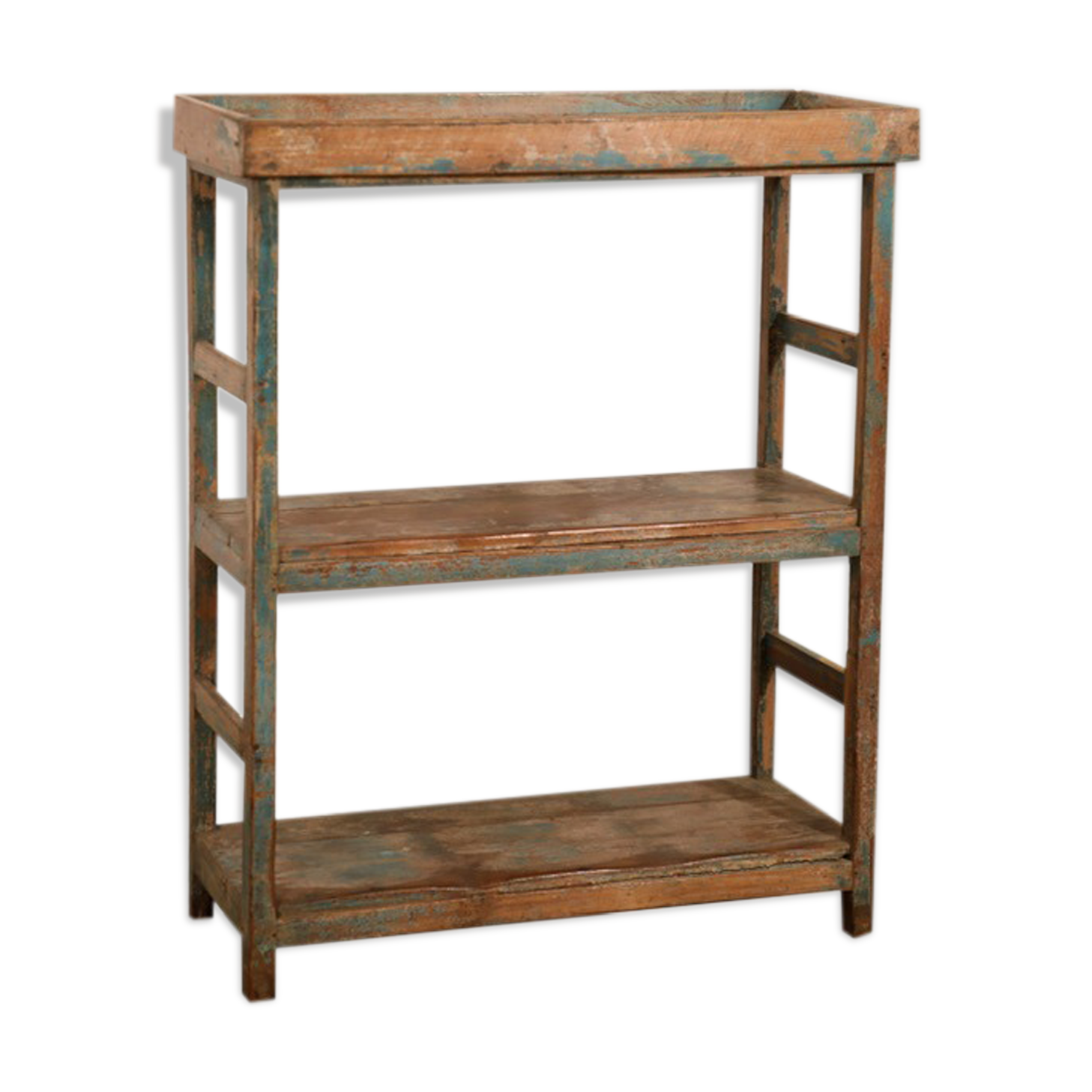 Green patinated teak floor