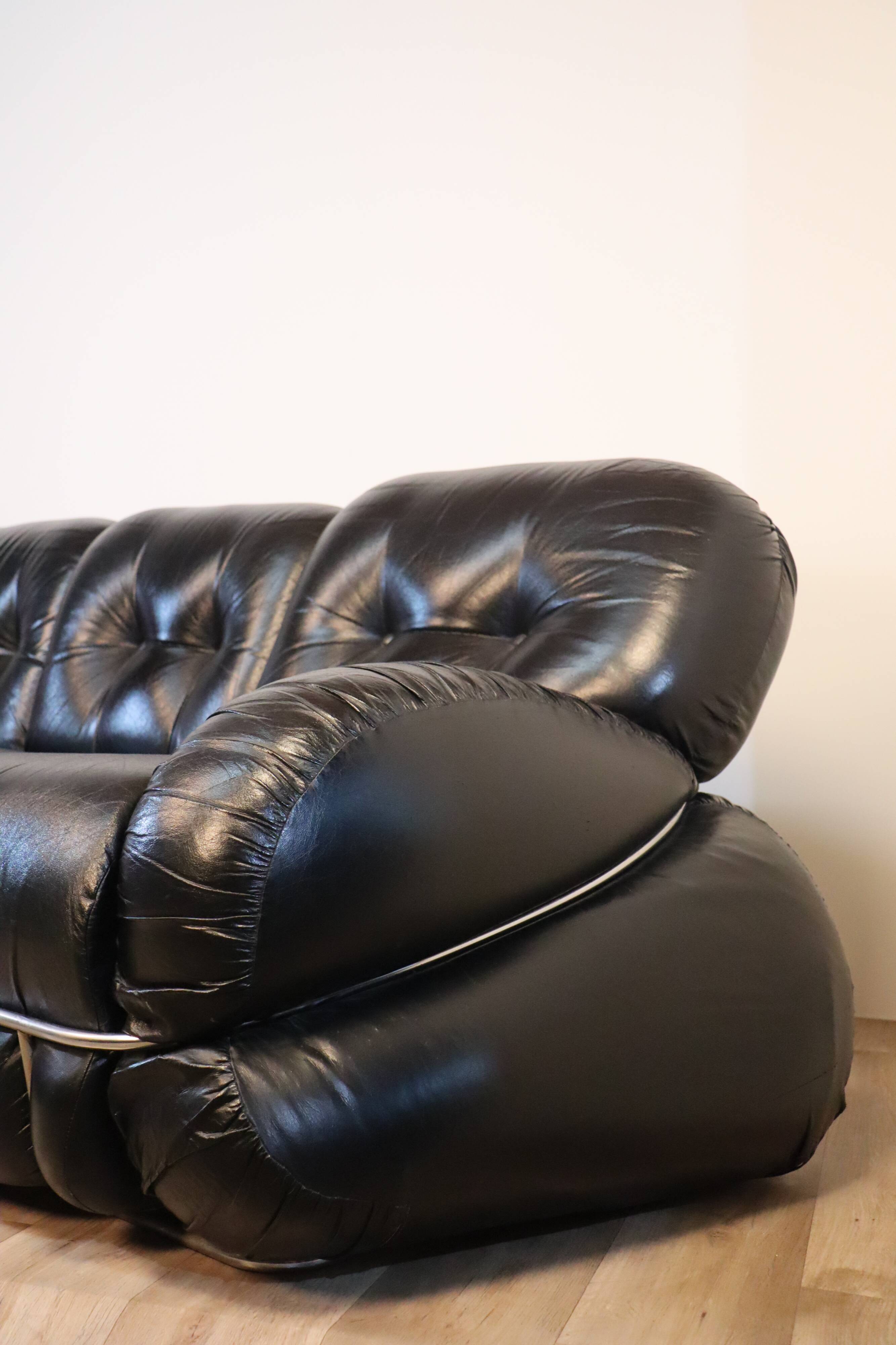 Italian vintage sofa by Adriano Piazzesi 1970