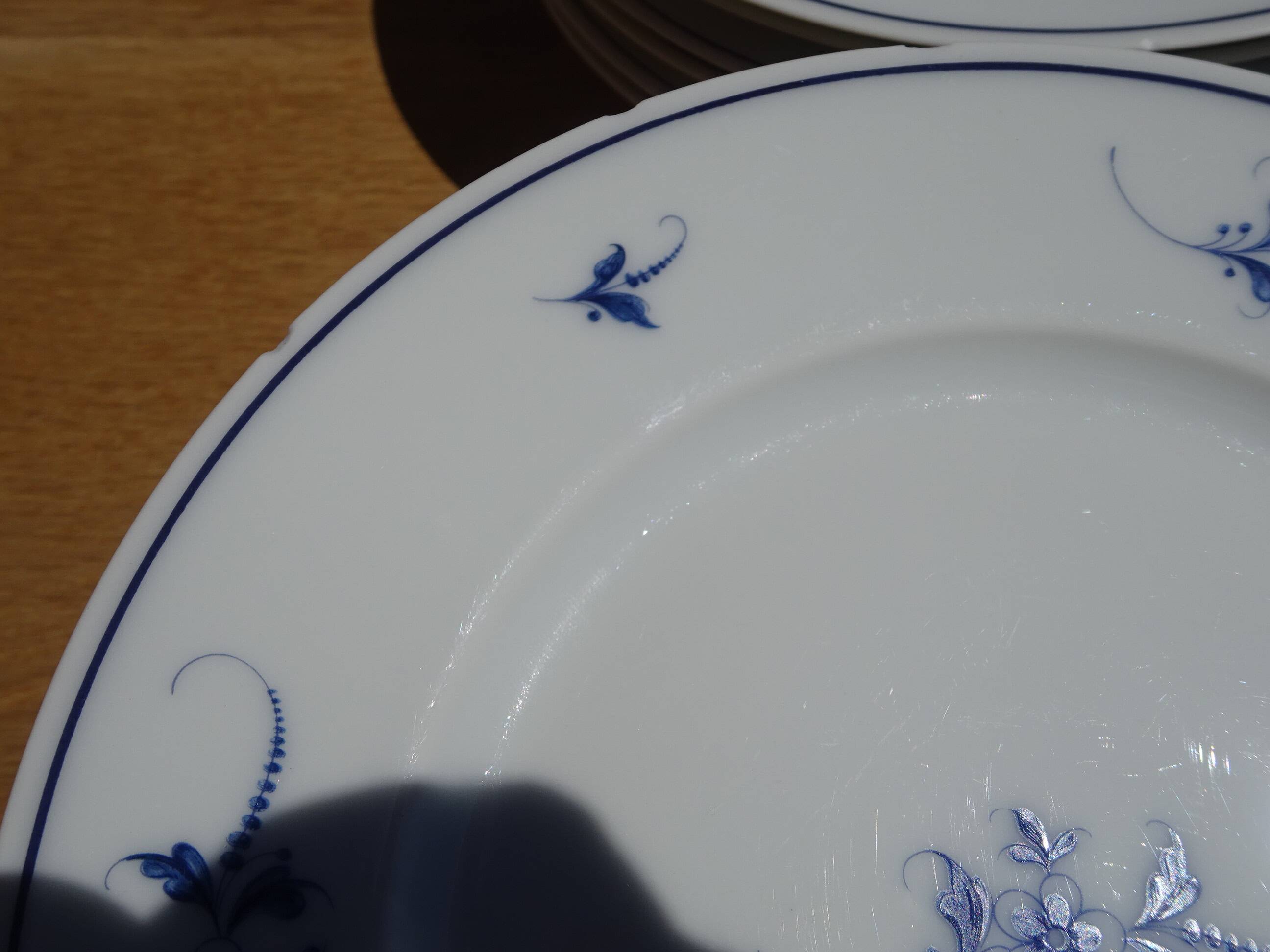 Dessert service, 13 pieces in Limoges porcelain, Bernardaud