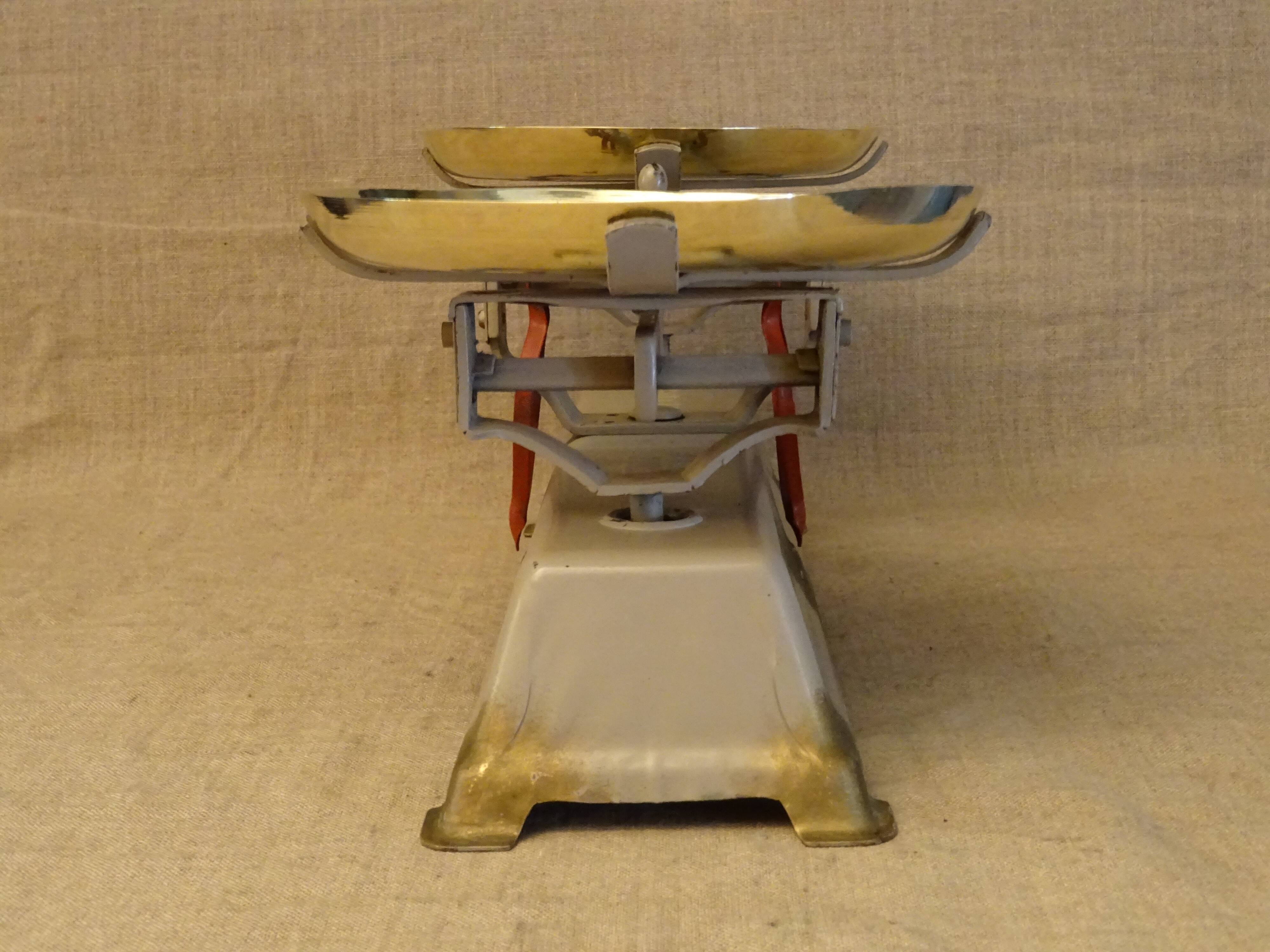 Old balance force 5 kg type roberval trays brass ref:A210/24
