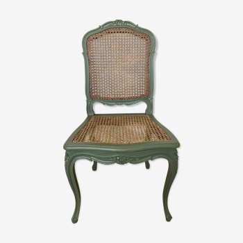 Chaise en cannage vert olive restauré