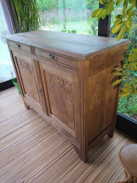 Parisian art deco sideboard in natural chestnut