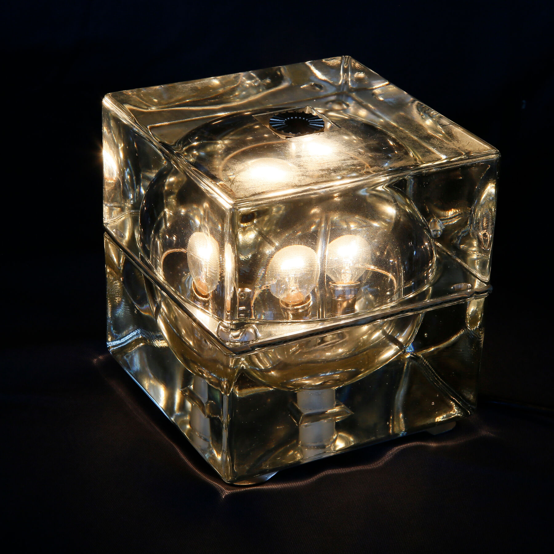 Cubosfera lamp by Alessandro Mendini