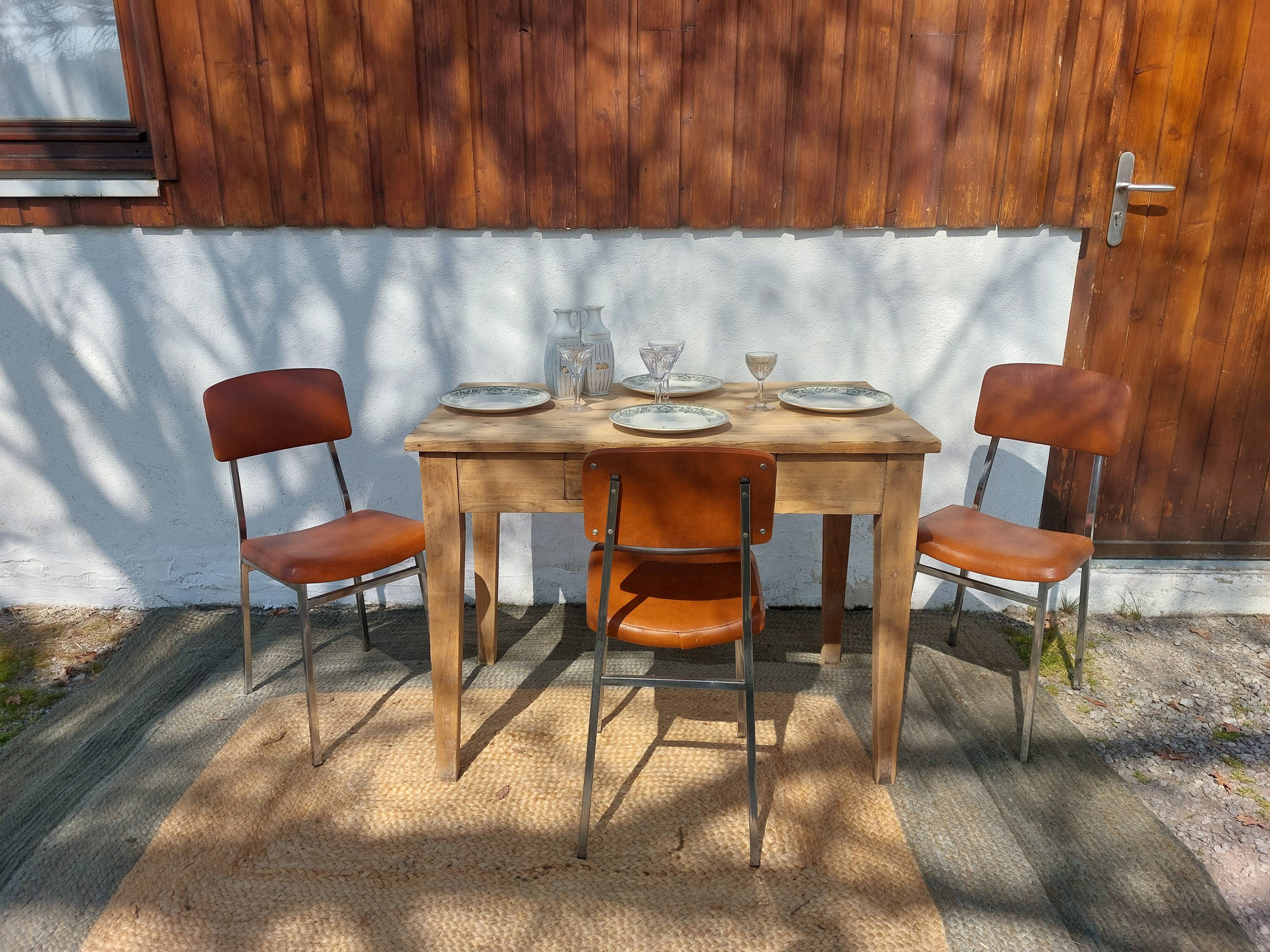 wooden bistro table, vintage, countryside, bohemian