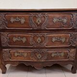 Curved Lyonnaise chest of drawers Louis XV period in solid walnut circa 1750