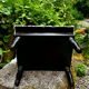Repose pied coffre de rangement avec broderie vintage