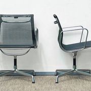Pair of Ch. Eames Alu Group mesh chairs Vitra Vintage