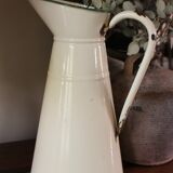 Large pitcher Enamelled sheet metal
