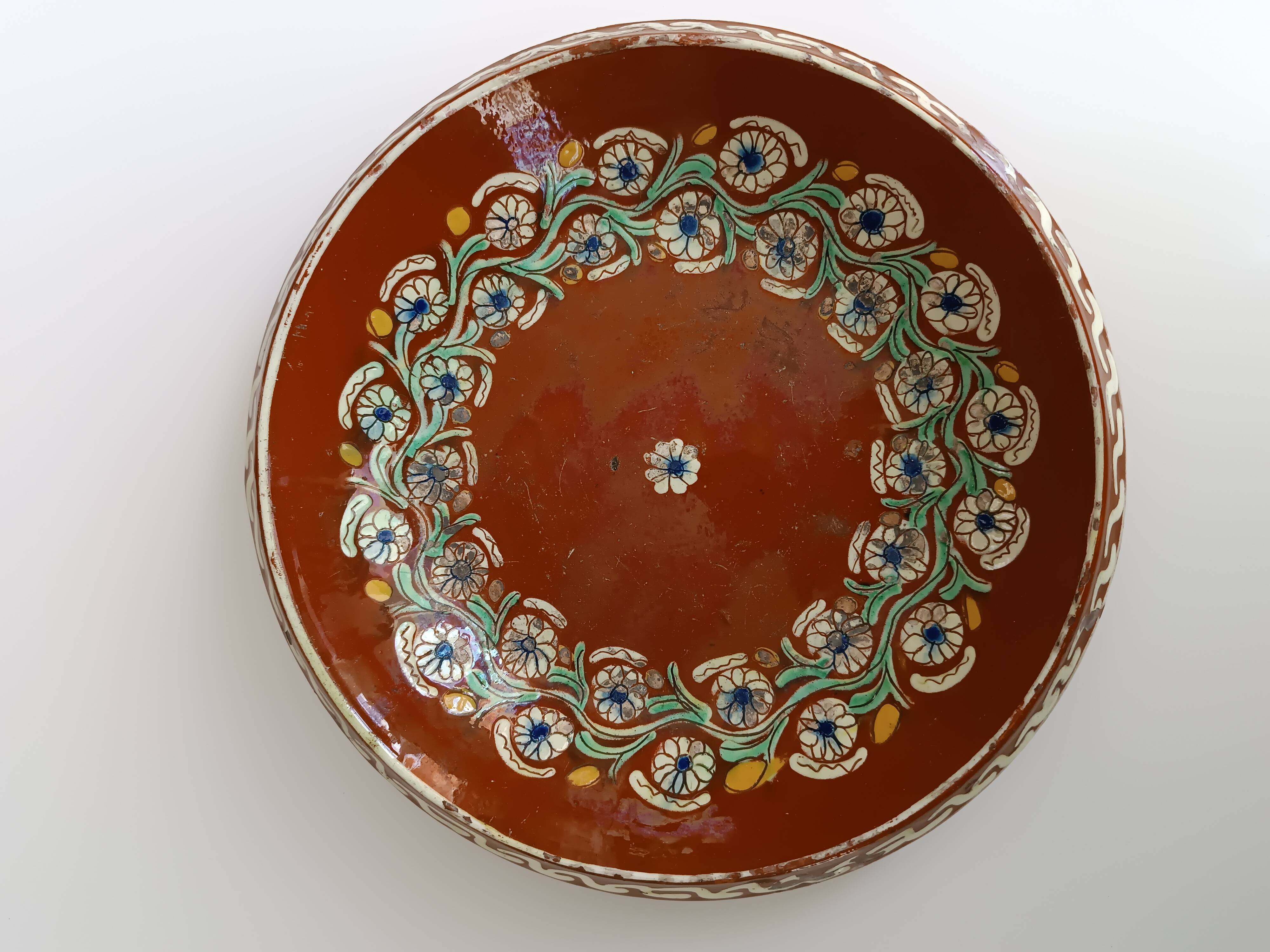 Swiss Ceramics Pair of rösti dishes, hollow dishes with collar, late 19th century