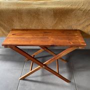 Table basse rectangulaire en bois