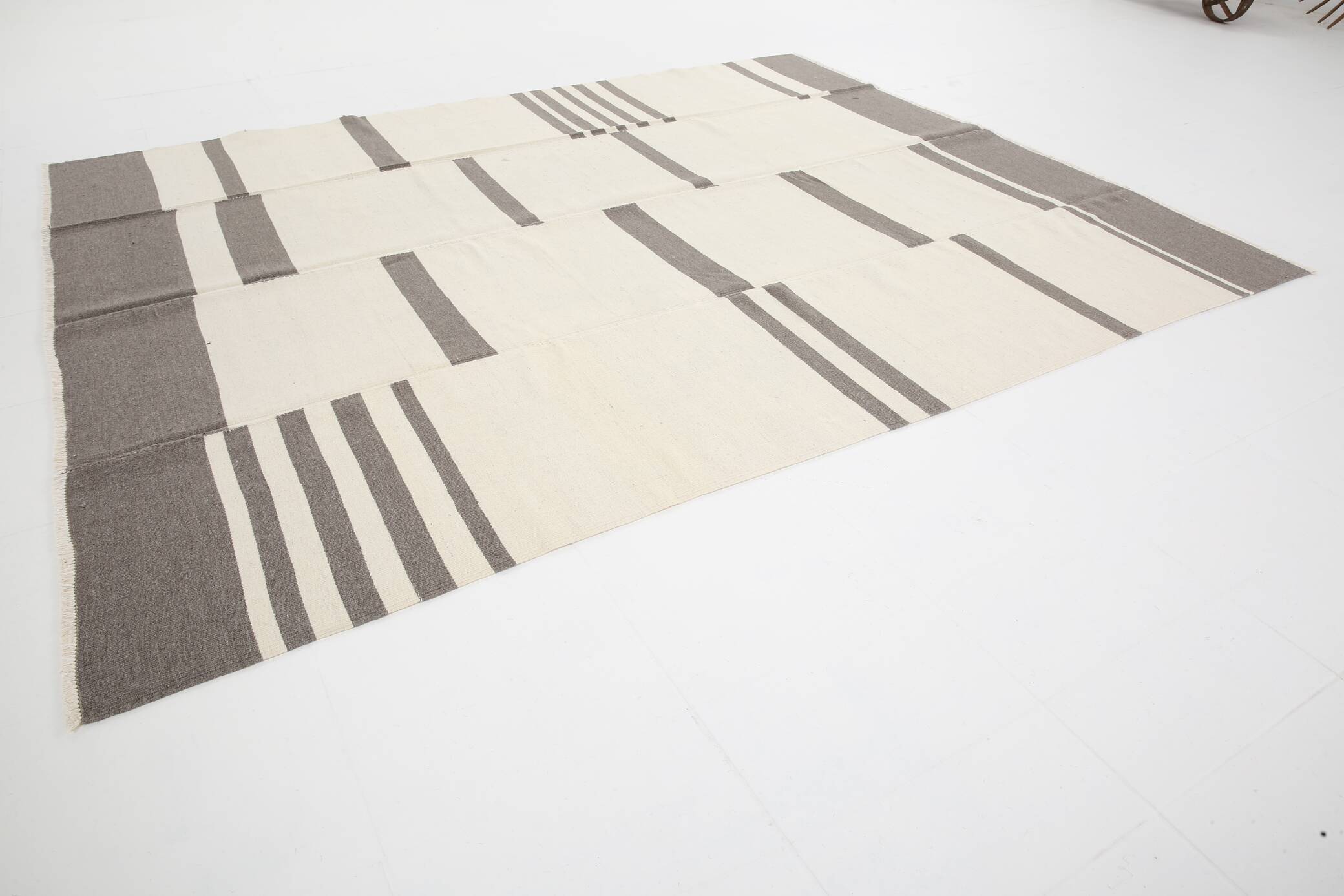 7x9 Grey & Beige Anatolian Flatweave Kilim Rug, 225x276 Cm