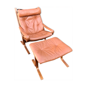Siesta armchair and ottoman sound