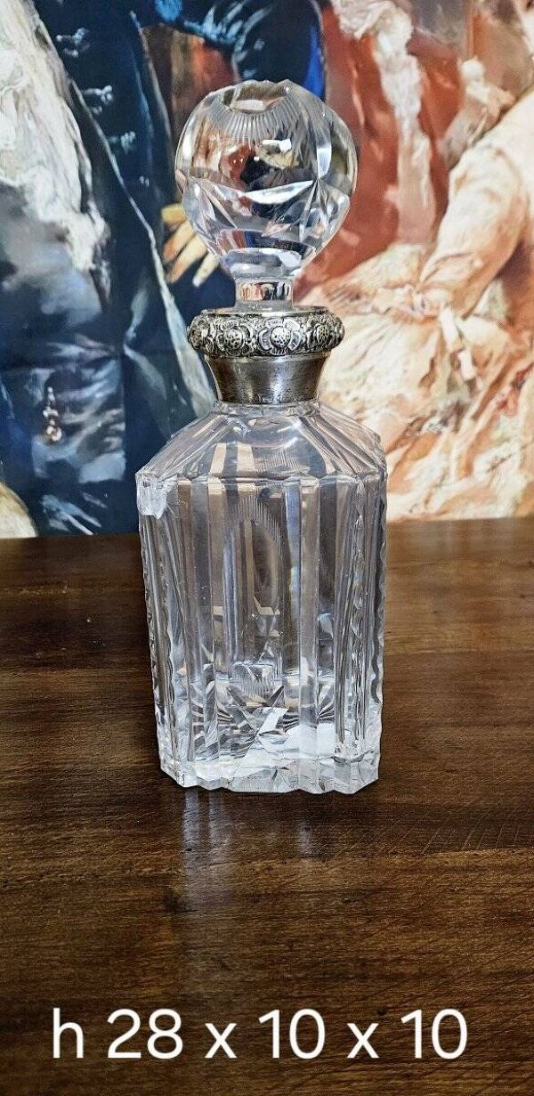 Carafe ancienne en cristal taillé – Monture en argent / époque Art Déco