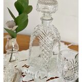 Carafe en verre ciselé