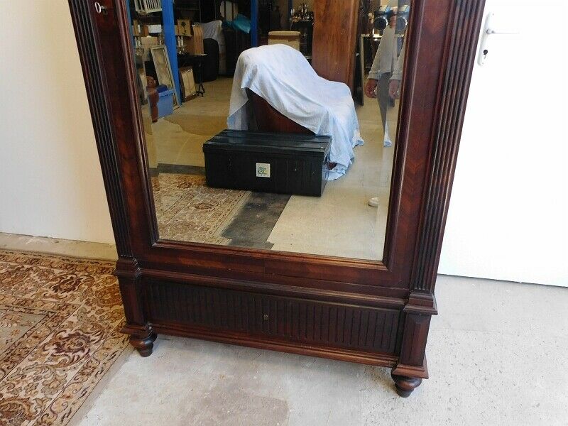 Rosewood cabinet of the nineteenth century