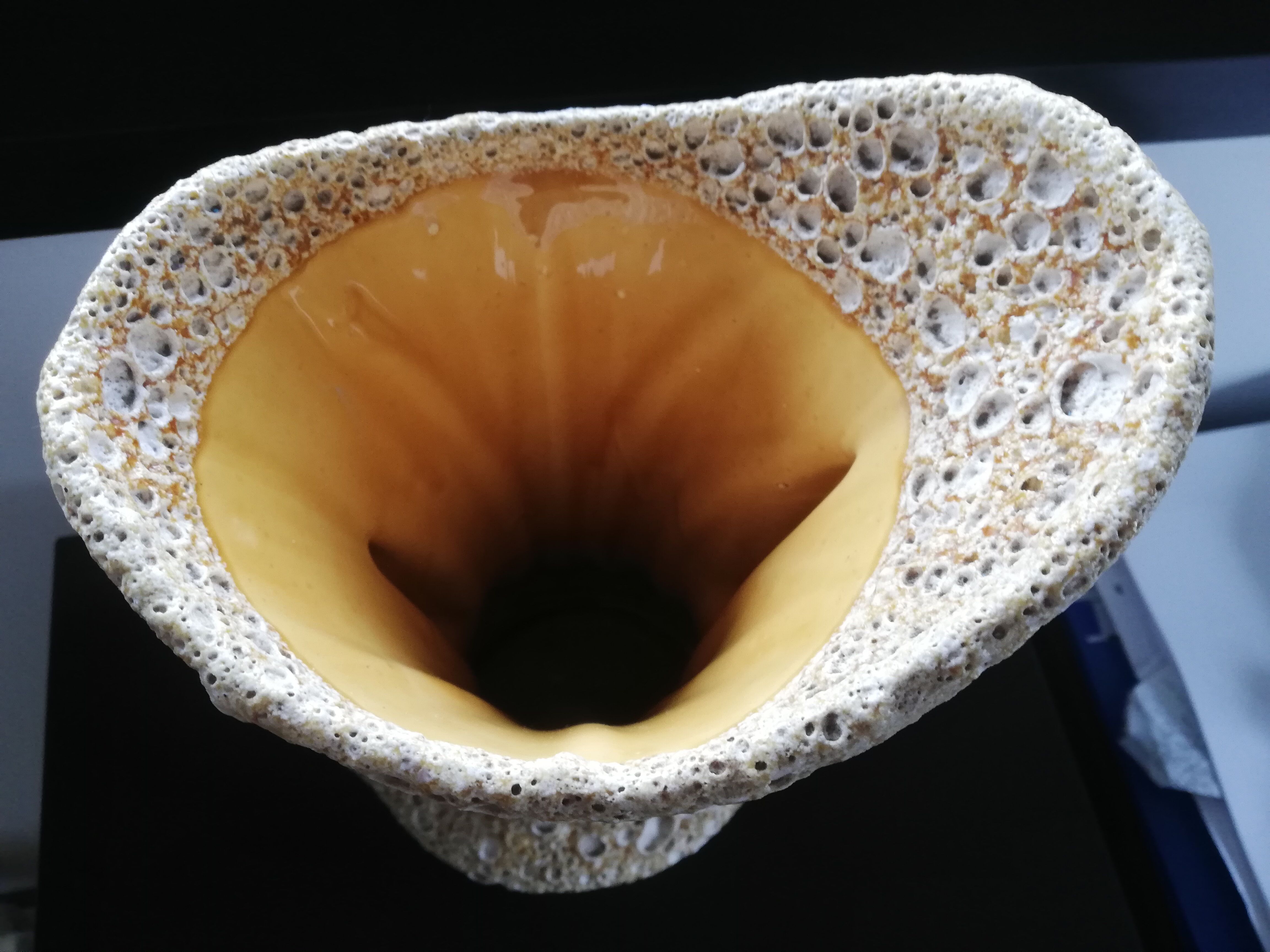 Vase amphora Vallauris shell