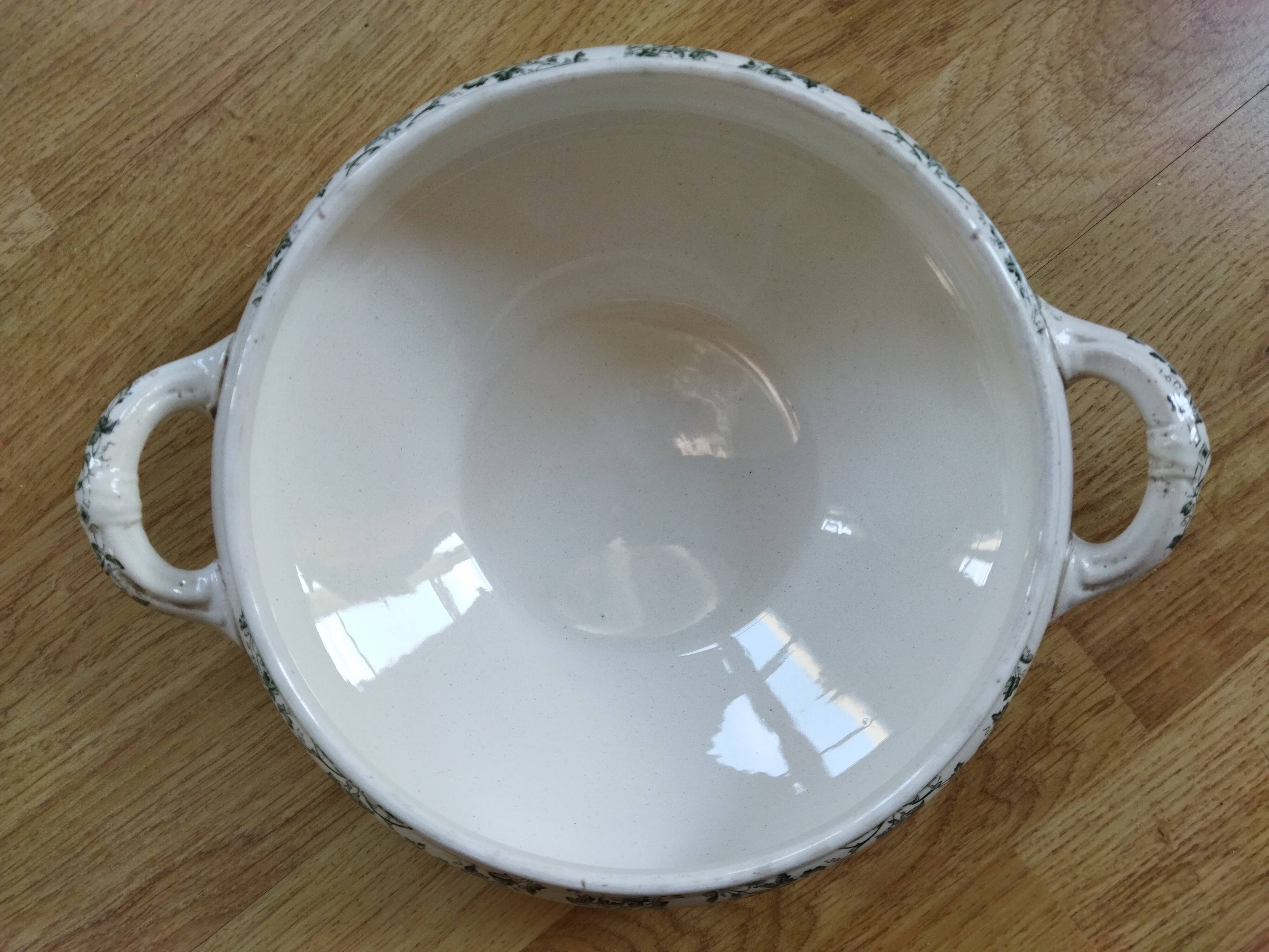 Badonviller "Champagne" iron clay vegetable dish