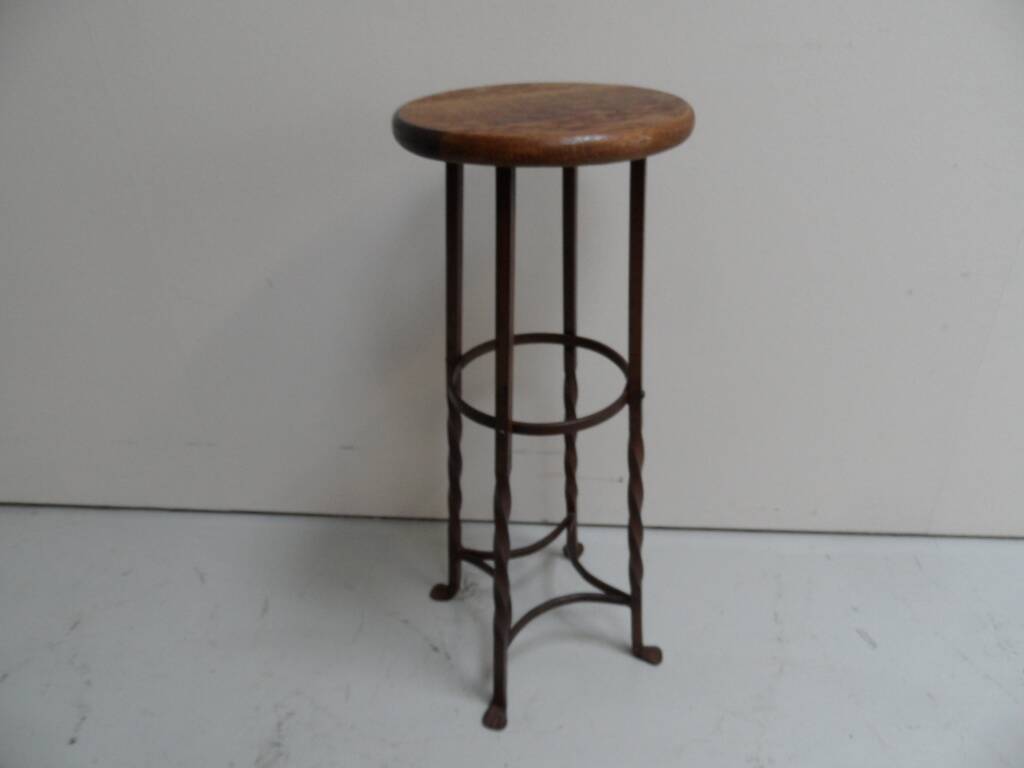Table d'appoint ronde en métal industriel
