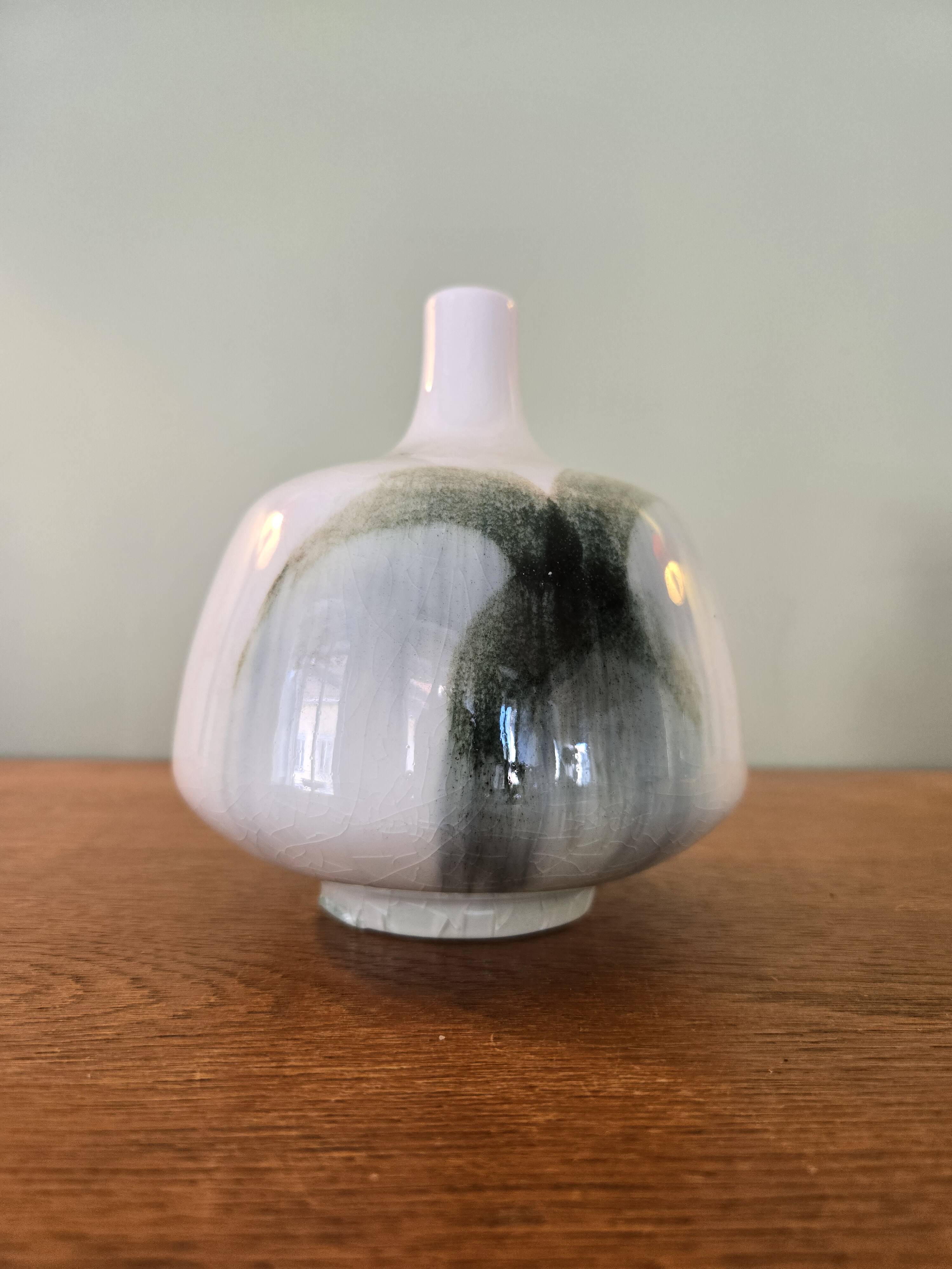 Ceramic spinning top vase signed Pierre Devie 1977
