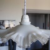 White opaline suspension