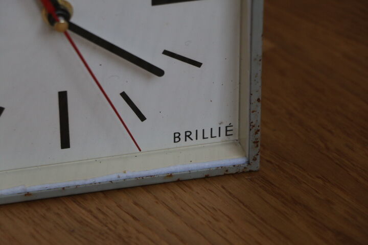 Wall clock by Brillie