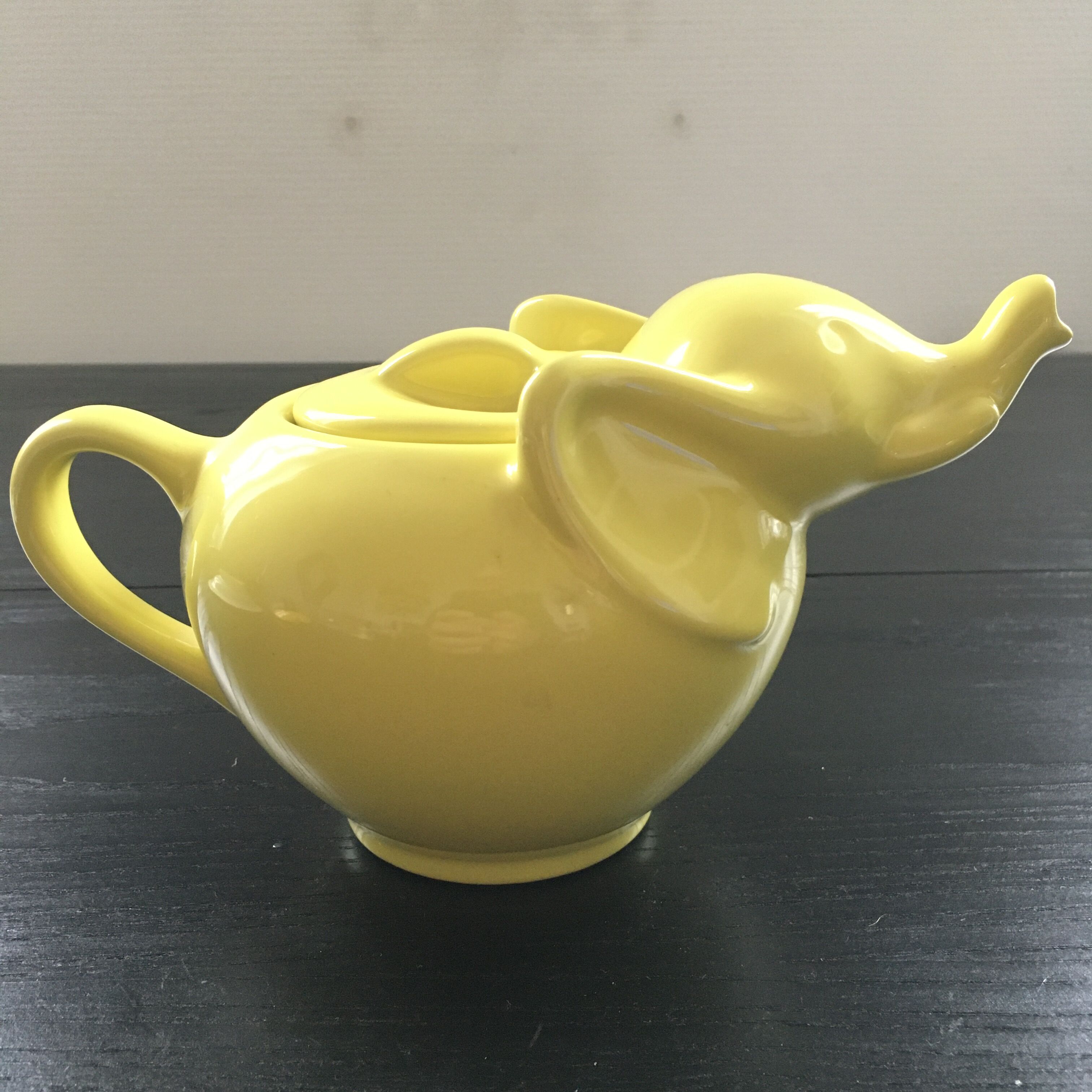 Absinthe Elephant Teapot