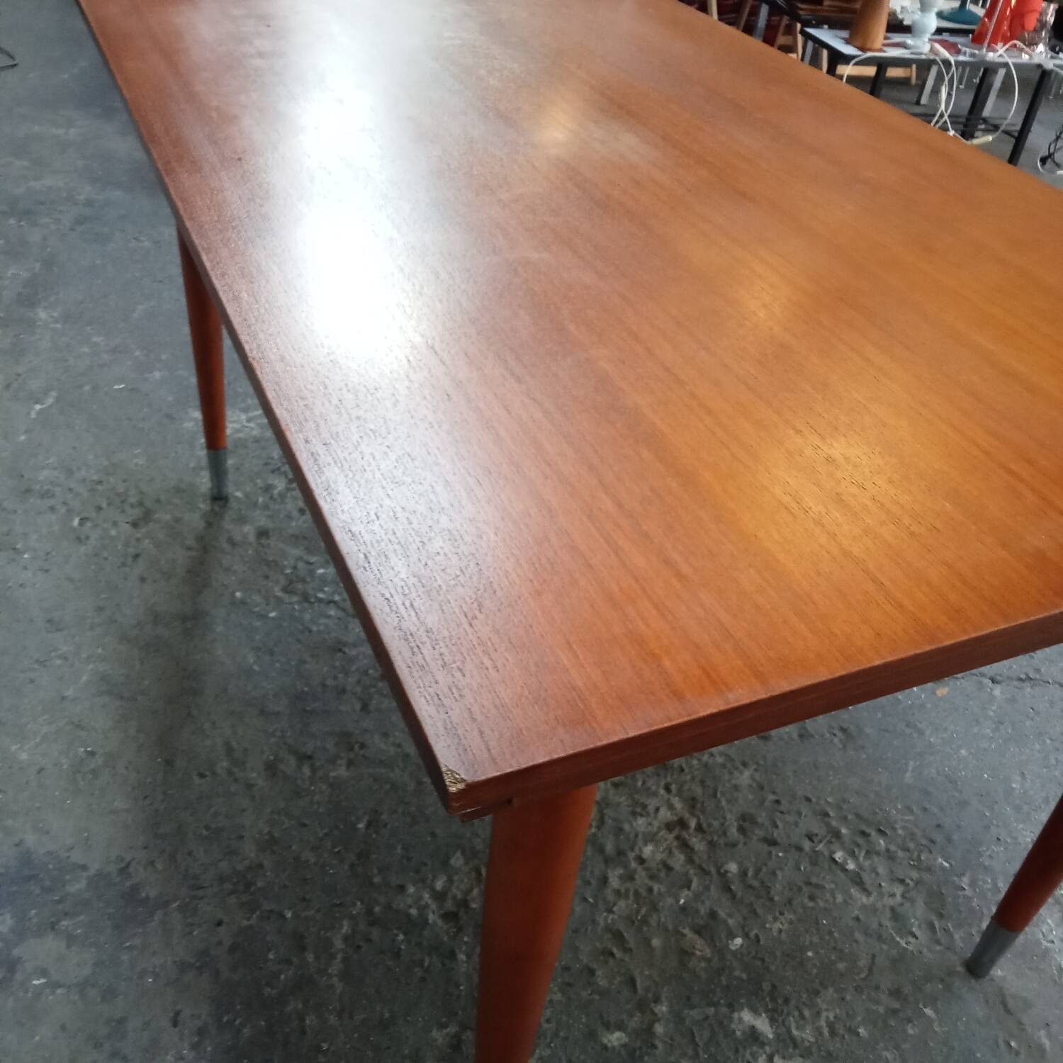 Dining room table