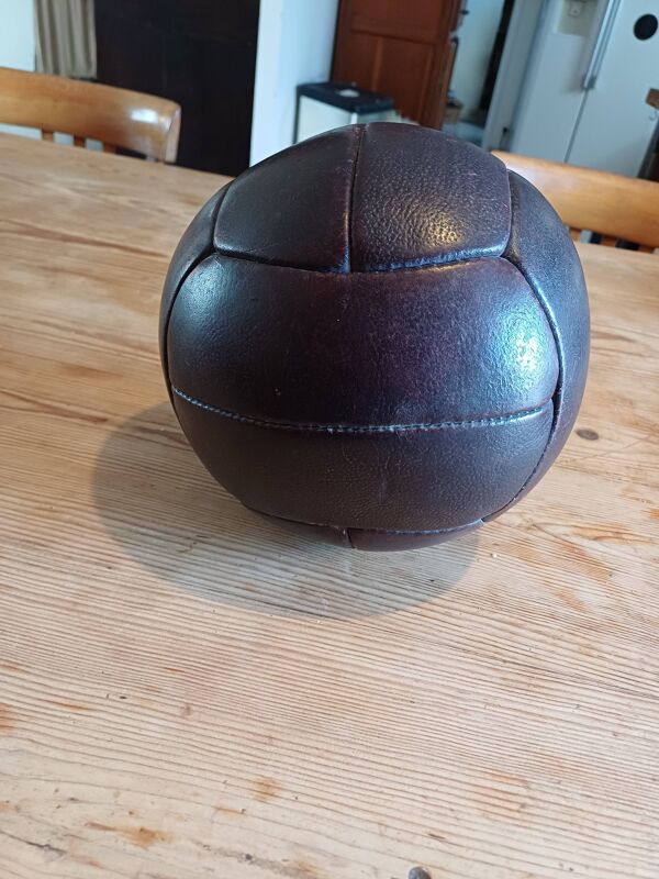 Ballon de Foot ancien en cuir
