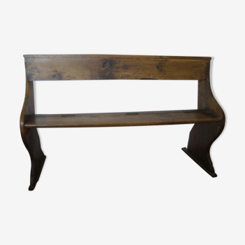 Church bench with liftable seat