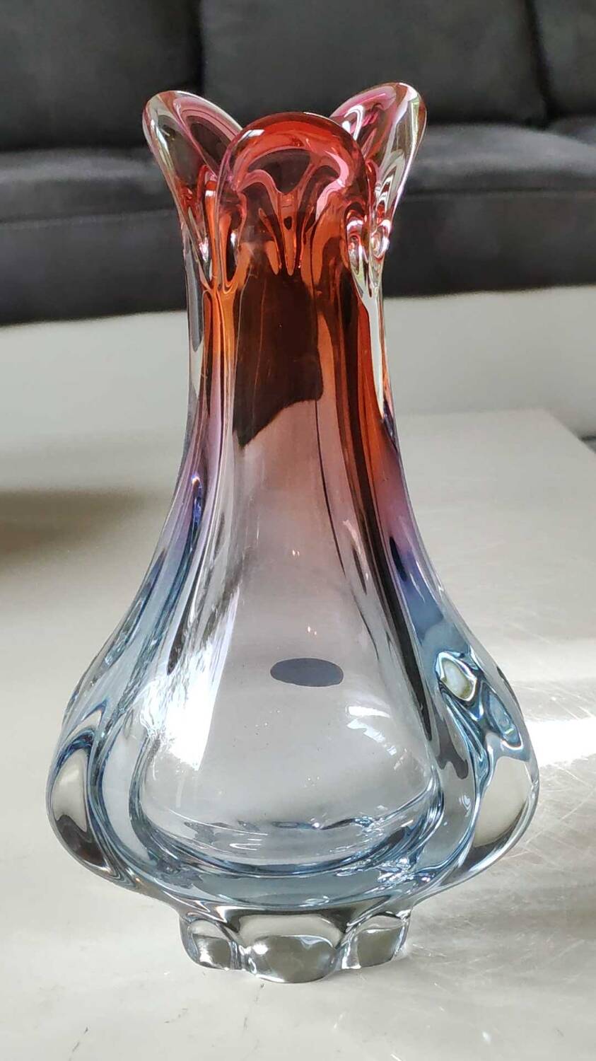 Vintage vase/Lemberg crystal/Nierengarten F. Floral design, polylobed neck. Orange tones. Dim 22 x 14 cm