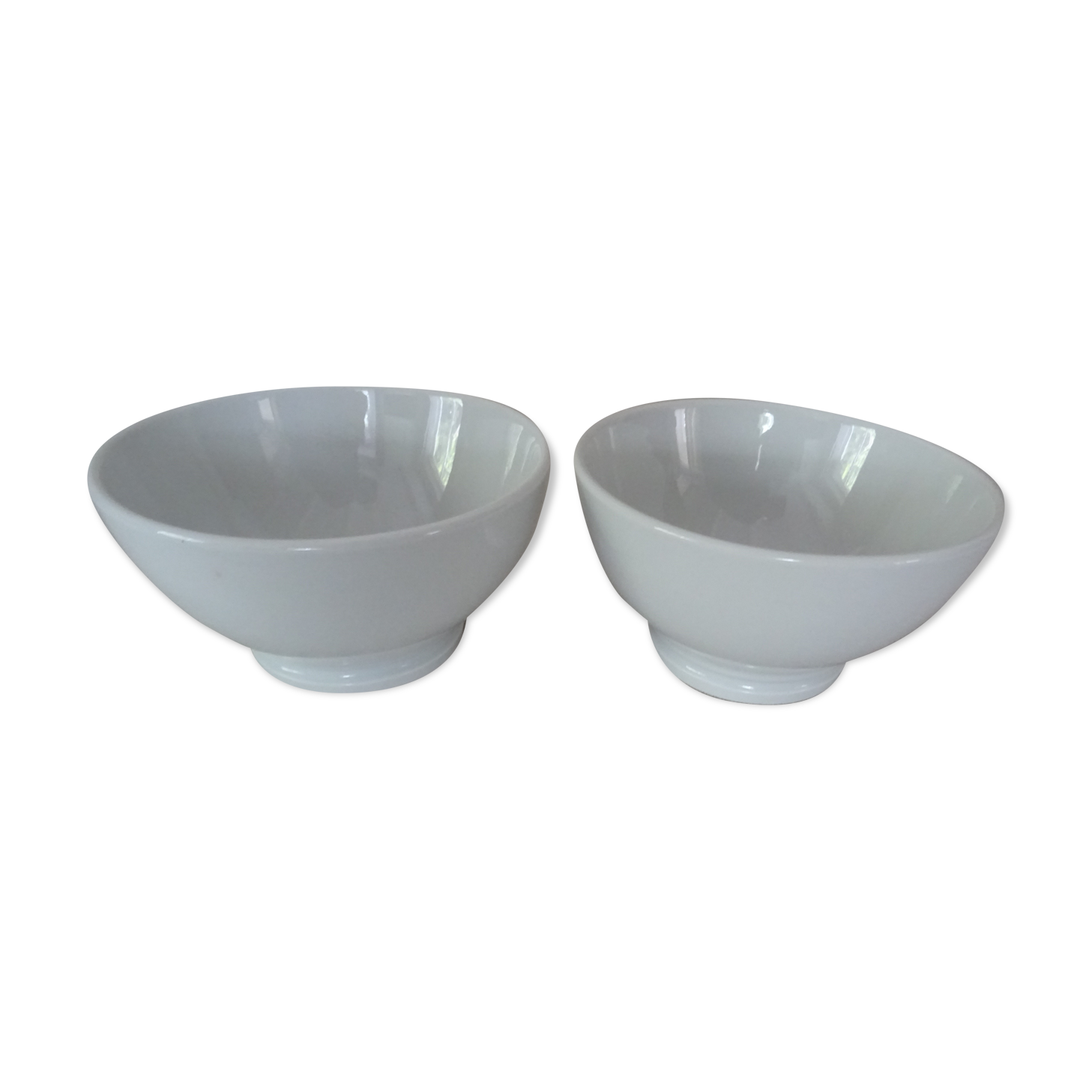 2 Large white porcelain bowls of the Limousin