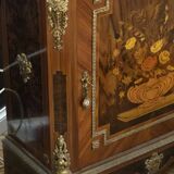 Support furniture in precious wood marquetry, richly decorated with floral marquetry.