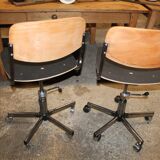 Lot de deux chaises de bureau à roulettes