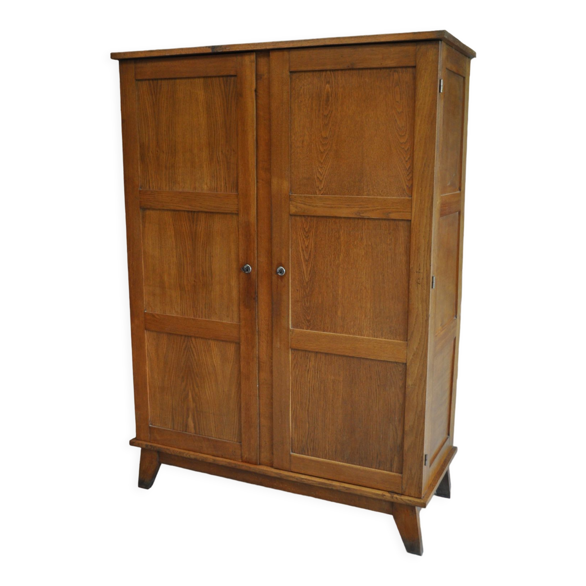 René Gabriel wardrobe