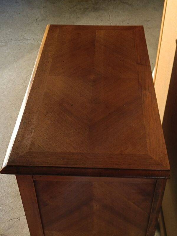 Marquetry commode in Louis XVI style