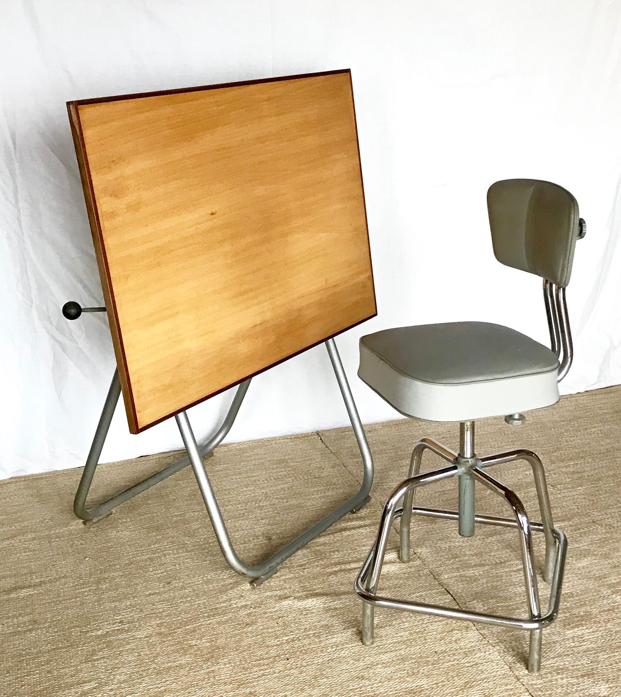 Architect Heliolithe vintage drafting table and Chair