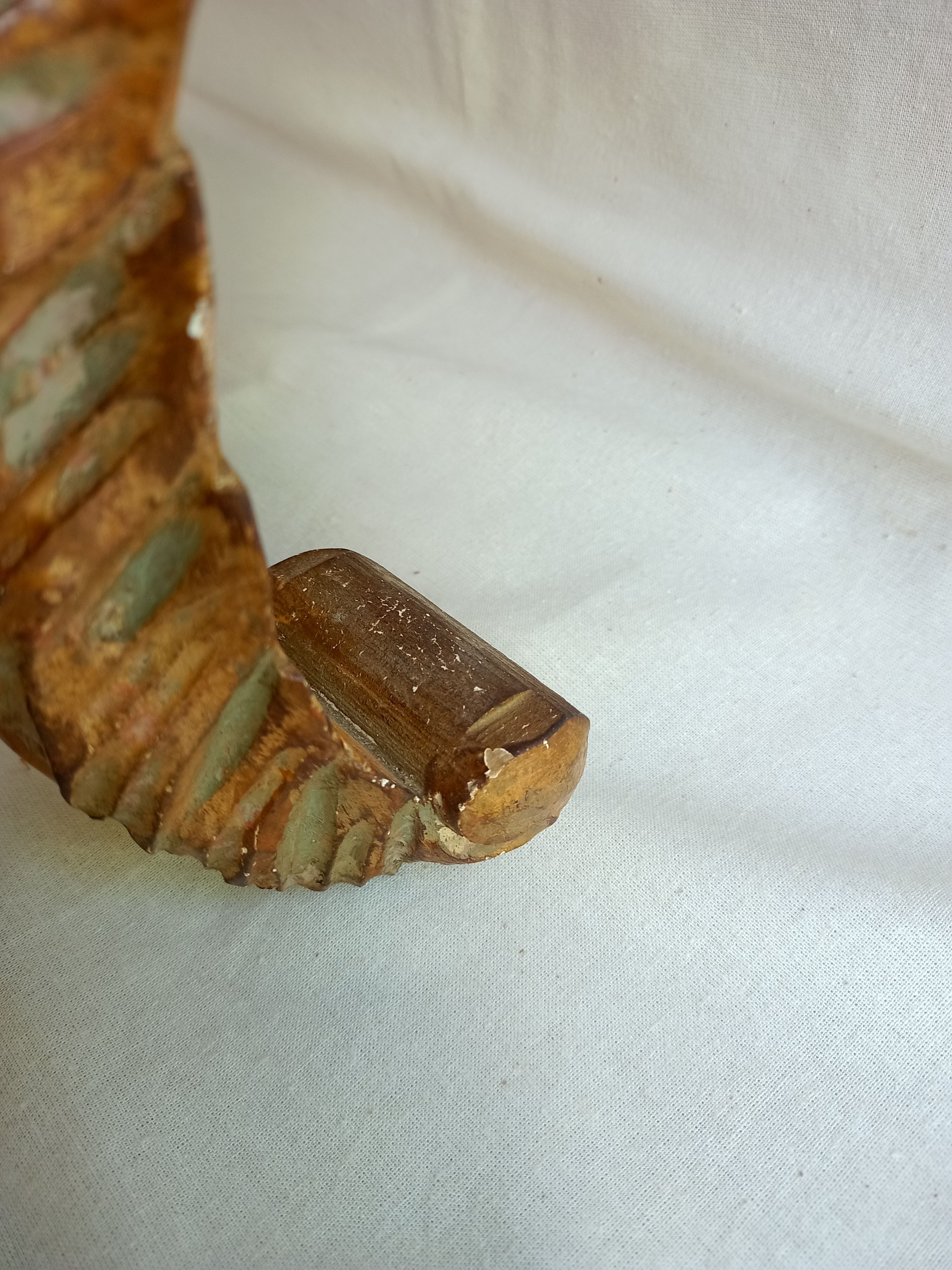 Carved gilded wooden console