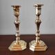 Paire de bougeoirs vintage classiques