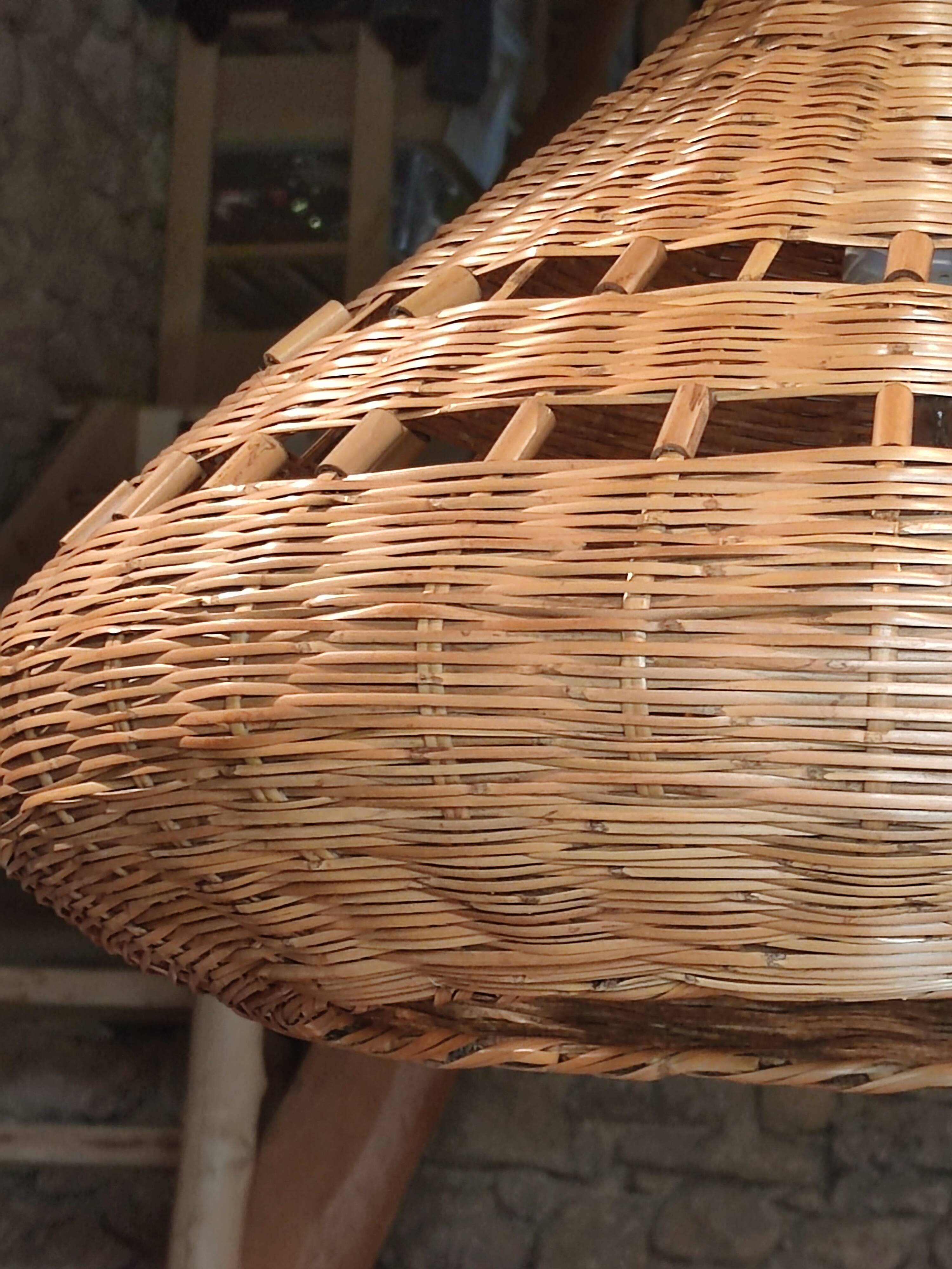 Rattan suspension