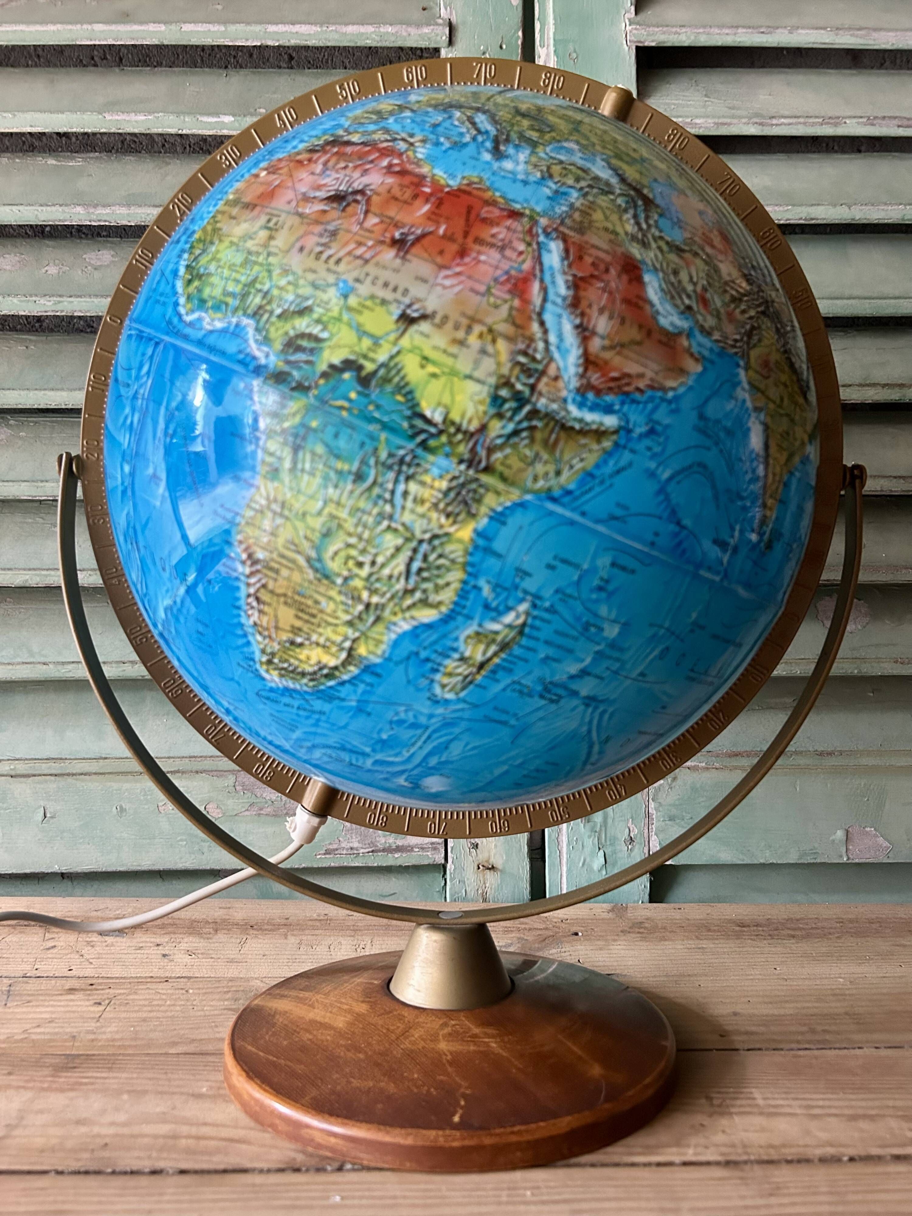 Illuminated Relief Globe – Scan-Globe Model 3Z Gyroscopic