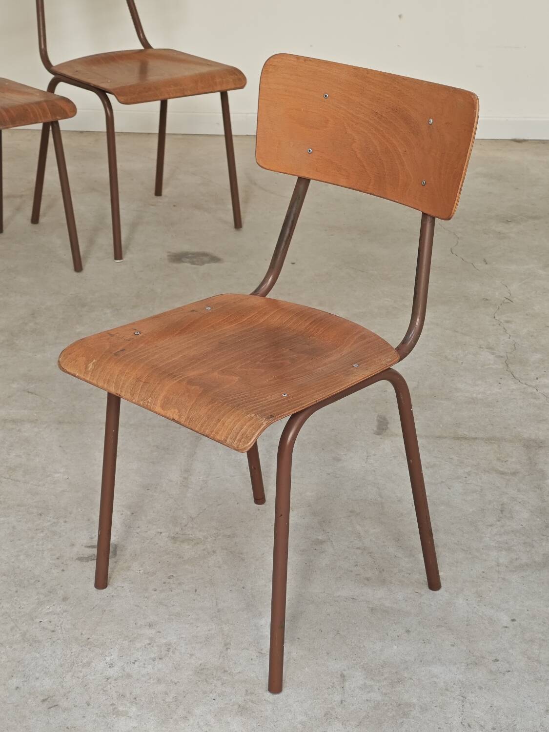 Set of 6 Czech school chairs in metal and wood, Kovona bistro style.